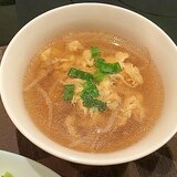 鶏ガラの卵スープ